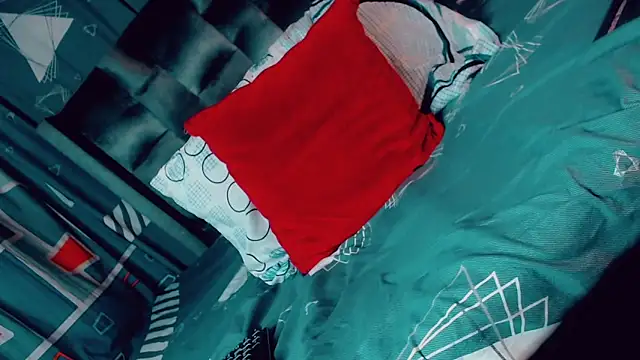 CharlotteBigCock online show from April 22, 2:14 pm