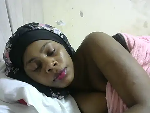 naughty miami online show from December 17, 7:18 pm