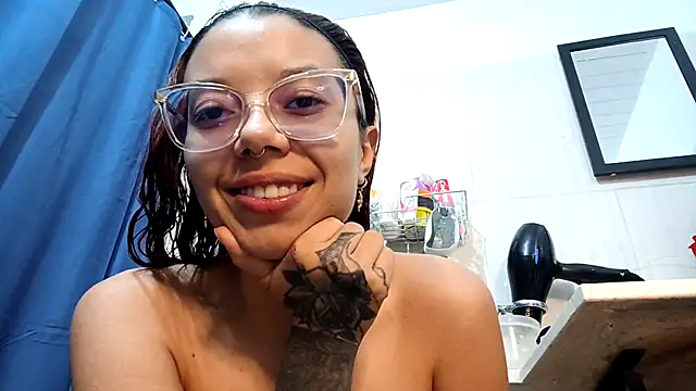 sophieandmarkls online show from November 16, 11:49 pm