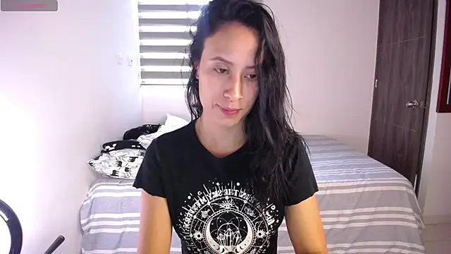 amyharlow 1 online show from December 18, 10:03 pm