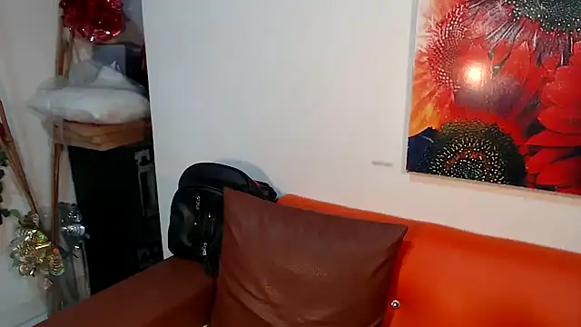 dirtydolltsx online show from February 17, 2:33 am