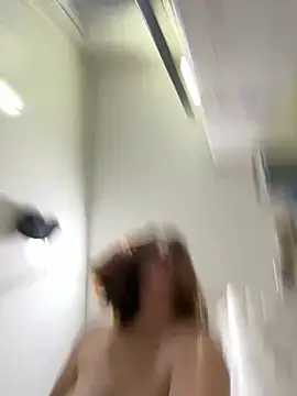 perlacobre999 online show from April 11, 10:02 pm