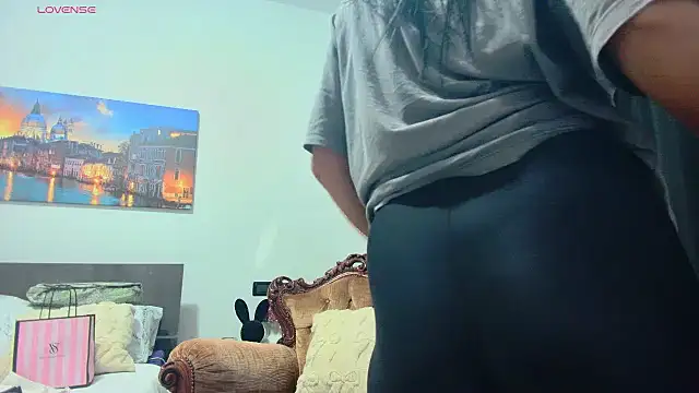 annawow69 online show from May 18, 8:53 am