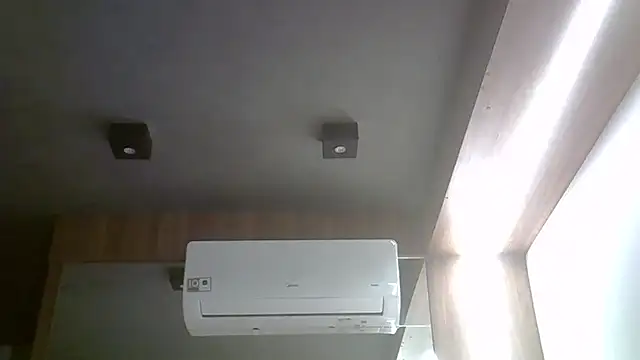 Skinny-Kitten online show from February 22, 1:23 pm