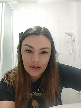 KrissSexi online show from June 26, 6:58 am
