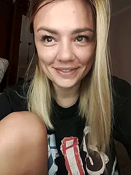 KrissSexi online show from September 13, 5:04 am