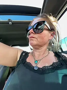 SummerBlueMoon online show from October 31, 8:46 pm