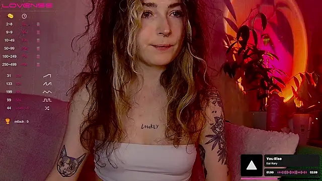 IttyKitty online show from January 31, 10:30 pm