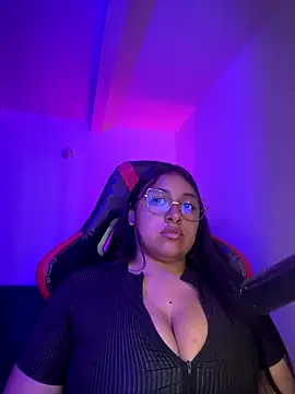 Snapshot of Soysofiarodrigu chatting on October 9, 6:34 pm Soysofiarodrigu online show from October 9, 6:34 pm