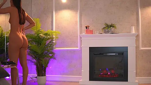 Snapshot of Abbela_White chatting on October 8, 6:07 am Abbela White online show from October 8, 6:07 am