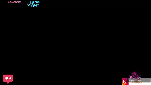 Snapshot of Ammelie chatting on October 17, 2:09 pm Ammelie online show from October 17, 2:09 pm