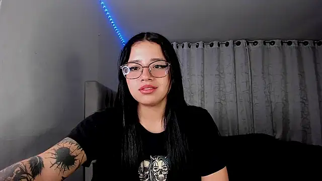 aliice walker  online show from January 7, 12:58 am