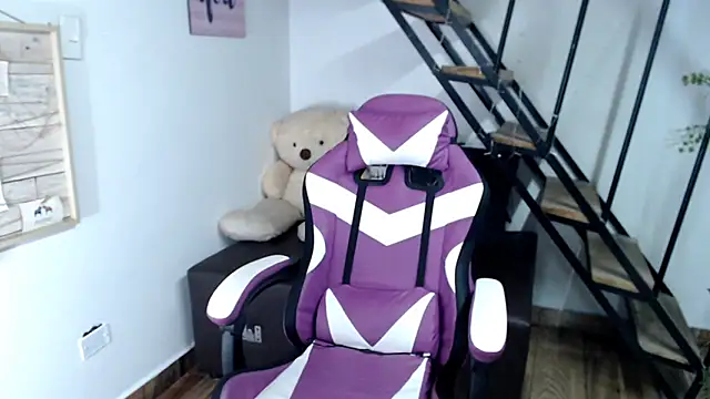 samantha baby  online show from November 1, 8:46 pm