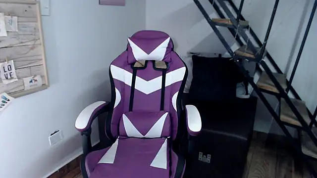 samantha baby  online show from October 17, 10:02 pm