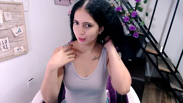 samantha baby  online show from February 22, 5:25 pm