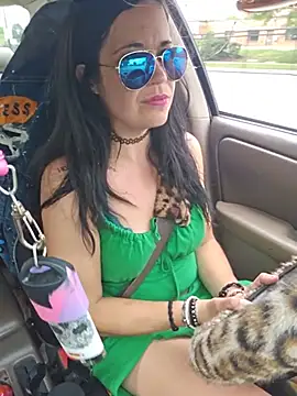 Justpeachy22 online show from July 10, 9:15 pm