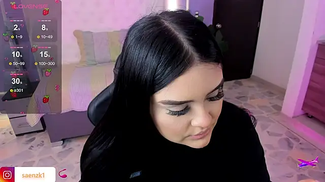 martinasaez online show from March 28, 1:10 pm