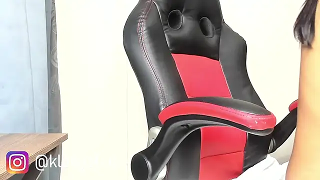 Kloe-squirts online show from September 12, 2:02 pm