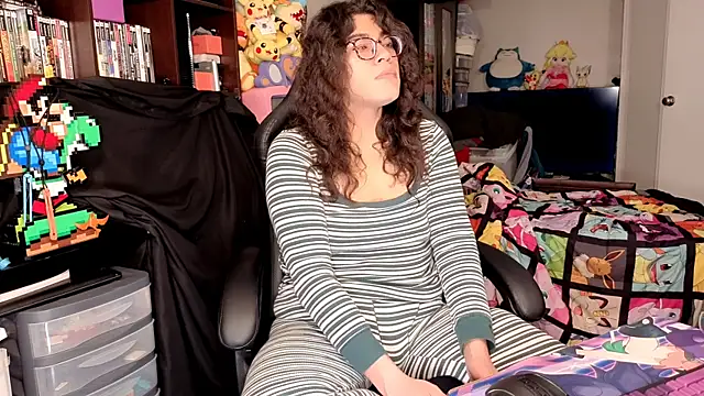 ShinyCherub online show from February 6, 1:03 pm