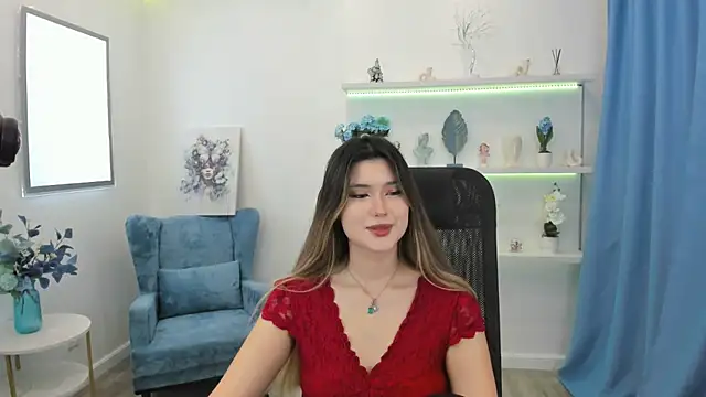 Snapshot of AnneTLi chatting on October 11, 3:44 am AnneTLi online show from October 11, 3:44 am