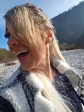 Sexy Sparkling  online show from November 13, 11:31 am