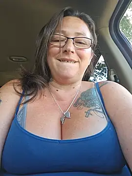 angelbaby1998 online show from June 17, 9:38 pm