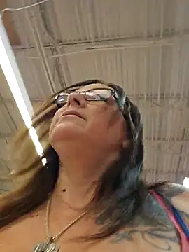 angelbaby1998 online show from March 22, 6:47 pm