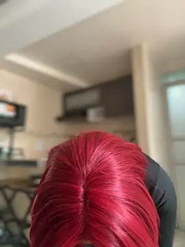 Nicollemays online show from October 29, 3:25 pm