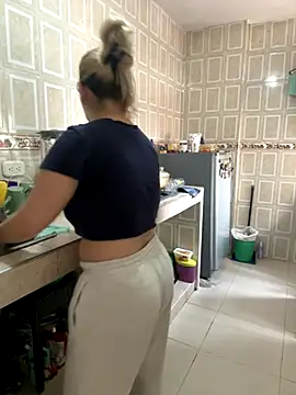 Celestedubois online show from November 5, 7:30 pm