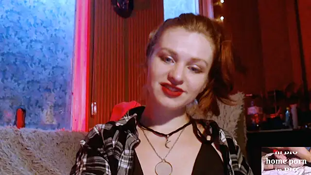 Cassie Wild online show from October 27, 1:28 pm