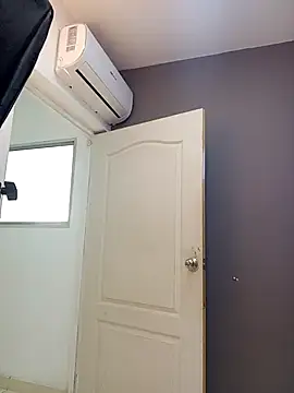 MariaGaitan online show from December 3, 7:05 pm