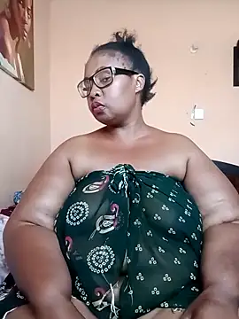 ZOQULUx online show from February 4, 8:06 am