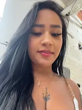 Luisa Fernandaa online show from May 16, 10:20 pm