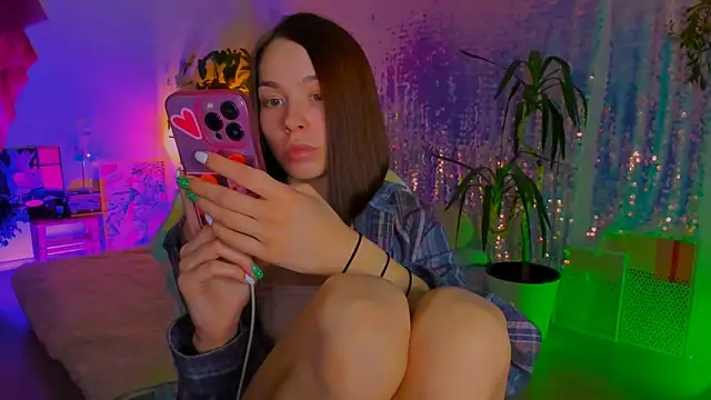 poli   online show from February 13, 5:36 pm