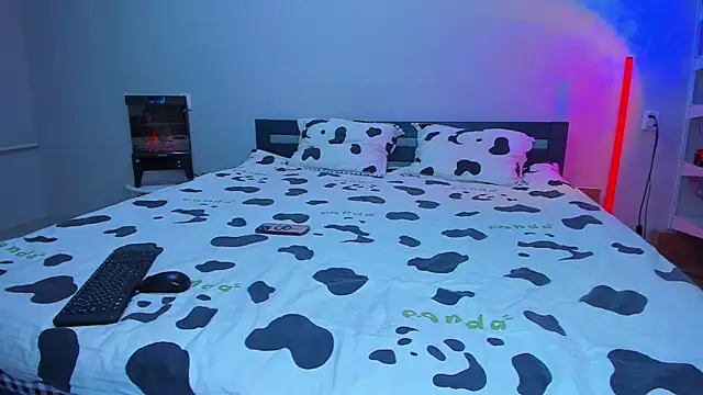 TishaLove online show from October 18, 2:53 pm