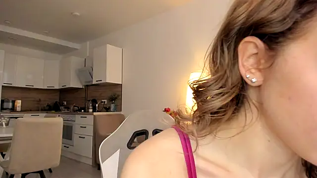 lit asella online show from November 5, 9:58 am