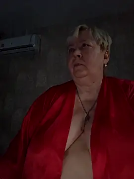 EffectFiona online show from October 18, 12:41 pm