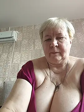 EffectFiona online show from March 27, 12:06 pm