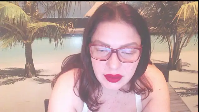 Queen  Natasha online show from February 25, 10:30 pm