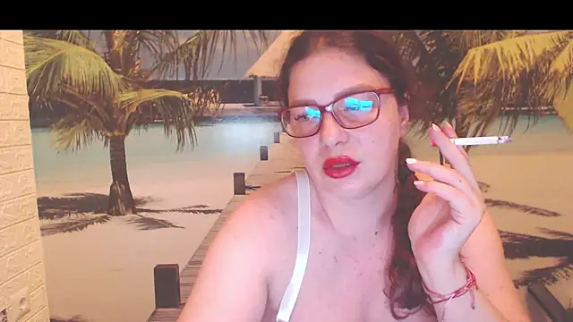 Queen  Natasha online show from July 5, 10:15 pm
