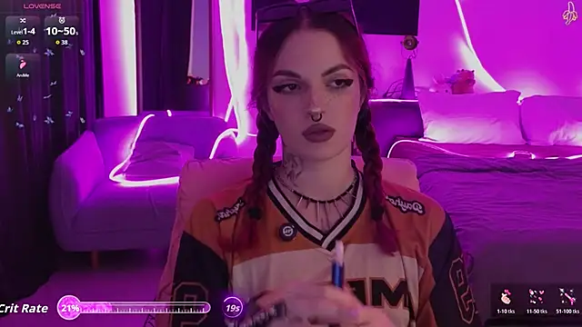 BratzieDarsie online show from June 9, 2:38 pm