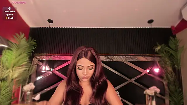 Snapshot of Aluna_sweet chatting on October 3, 8:14 pm Aluna sweet online show from October 3, 8:14 pm