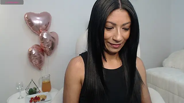 sofia perez    online show from September 21, 7:34 pm