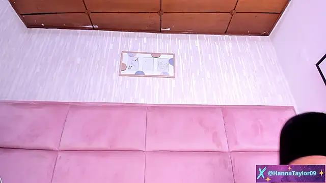 HannaTaylor online show from February 4, 6:49 am