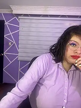 MiiaaJoness online show from May 29, 7:45 pm