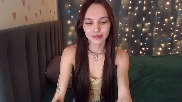 ChloeSunny online show from February 22, 2:18 pm