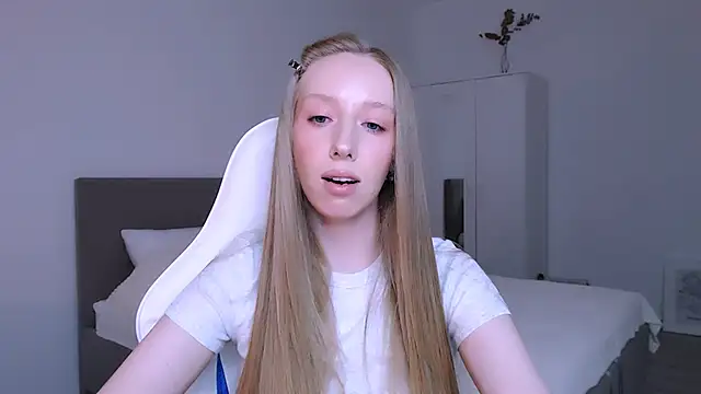 Luna insniity online show from December 14, 10:15 pm