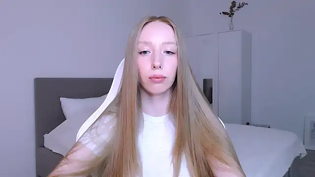 Luna insniity online show from November 11, 8:17 pm