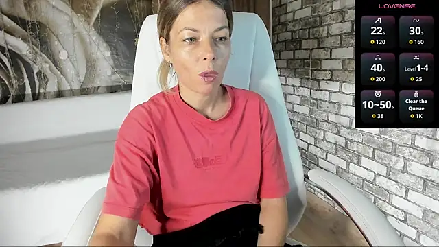 Snapshot of Eva_Melow chatting on September 20, 3:10 pm Eva Melow online show from September 20, 3:10 pm
