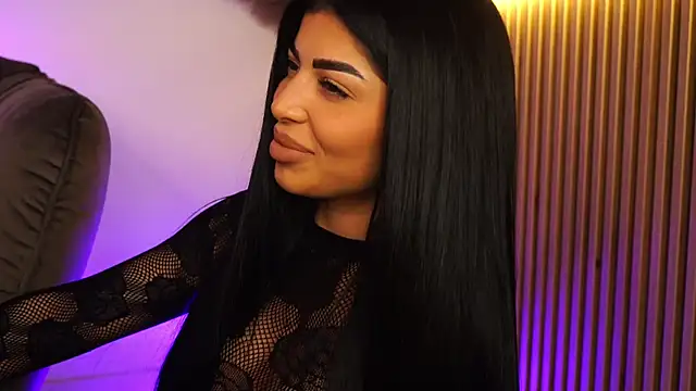 KimyBroox online show from April 26, 8:50 pm